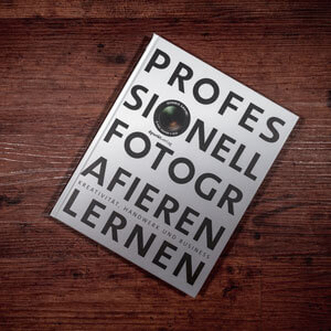 Fotobuch-Regal.de - Rezension: Dennis Savini - Professionell fotografieren lernen